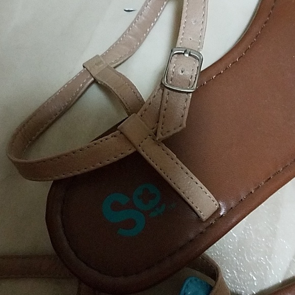Sandals - Picture 3 of 3